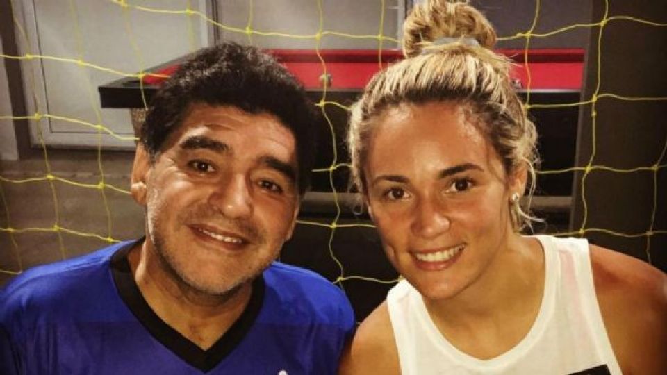 De acuerdo al periodista Luis Ventura, Diego Maradona intentó hasta sus últimos días recomponer su relación con Rocío Oliva.