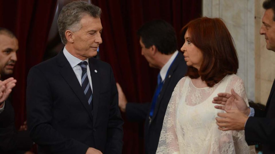 A menos del 40% de los argentinos se los puede identificar como de los núcleos duros.