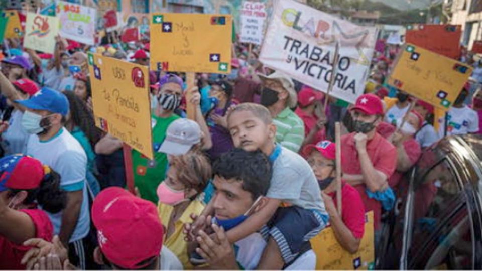 Trabajadores protestaron por segundo día por salarios justos, Así lo calificaron los trabajadores del sector público durante el segundo día consecutivo de protestas en Caracas, junto a dirigentes sindicales, los cuales exigieron salarios justos y la liberación de los compañeros que han sido detenidos. , Politica