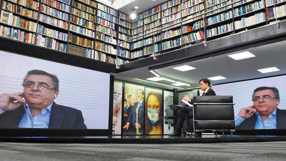 Situación financiera de Córdoba. “Tiene un autoendeudamiento que supera los 2 mil y pico de millones de dólares. Hay vencimientos en renegociación y un problema serio que arrastra de la caja de jubilaciones”.