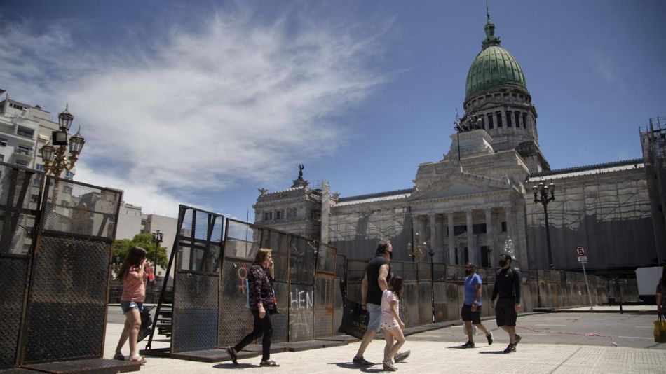 vallado Plaza Congreso 20201209