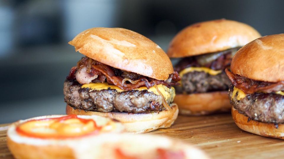 La carne de laboratorio está cada vez más cerca de los supermercados