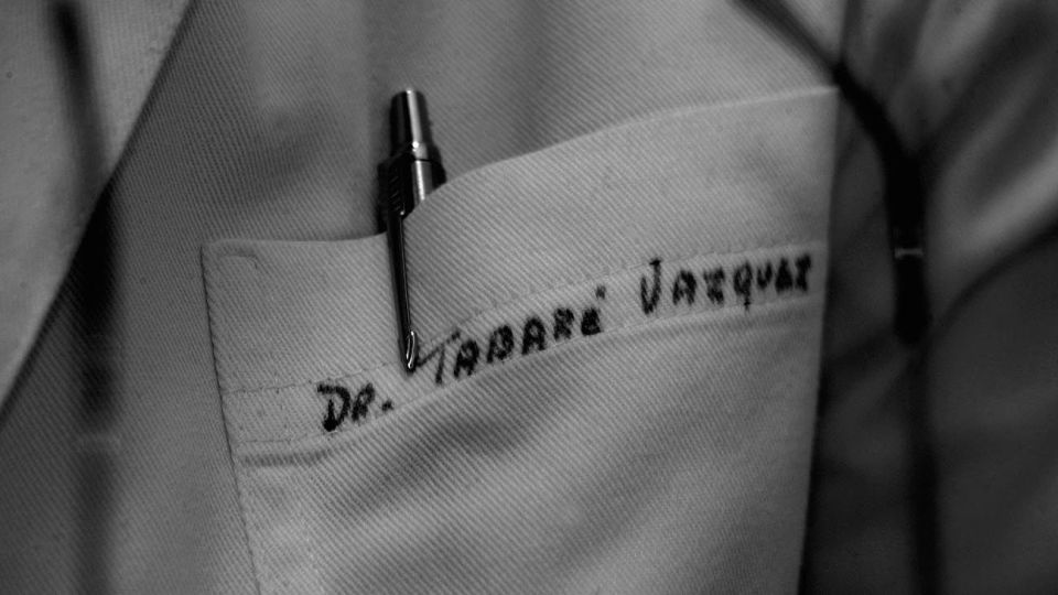 El guardapolvo del médico Tabaré Vázquez