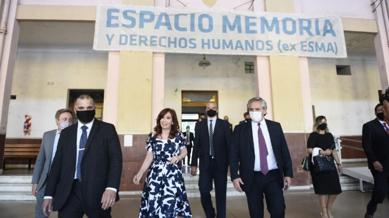 Alberto Fernández y Cristina Kirchner encabezaron un acto en la ex ESMA.