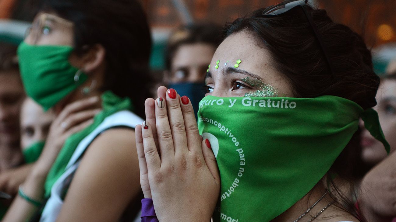 Imágenes en el contexto de la votación por el aborto en Diputados.