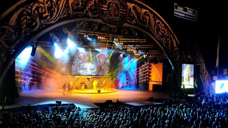 TEMPORADA SIN BAILES NI FESTIVALES. El protocolo nacional prevé eventos de hasta 100 personas al aire libre y aforos de hasta el 50% de capacidad de los espacios.
