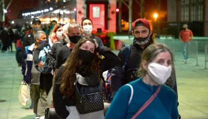 Eventos y personas supercontagiadores: claves de la transmisión del coronavirus