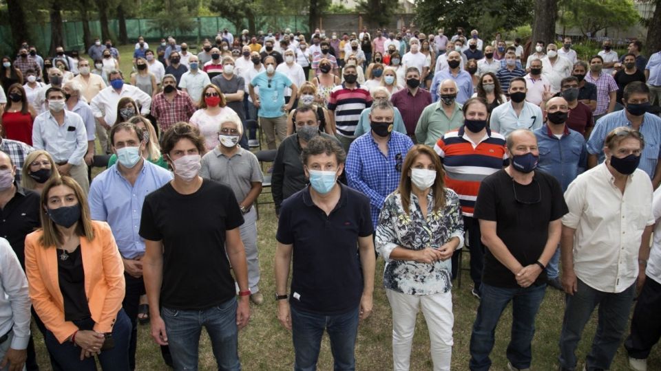 Martín Lousteau y Gustavo Posse, juntos, en un acto con dirigentes radicales