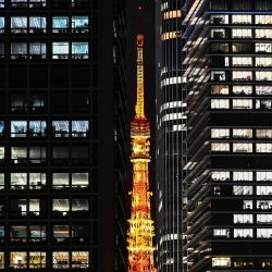 La Torre de Tokio se ve de noche en la capital japonesa. | Foto:Charly Triballeau / AFP