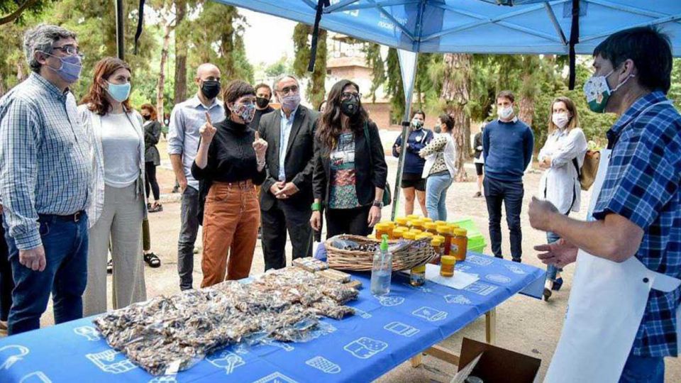 El gobirrno relanza El Mercado en tu barrio