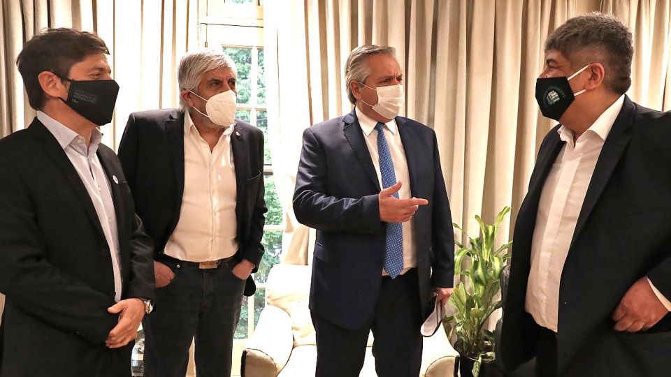 El Presidente se encuentra en la Federación Nacional de Camioneros por el Día del Trabajador Camionero