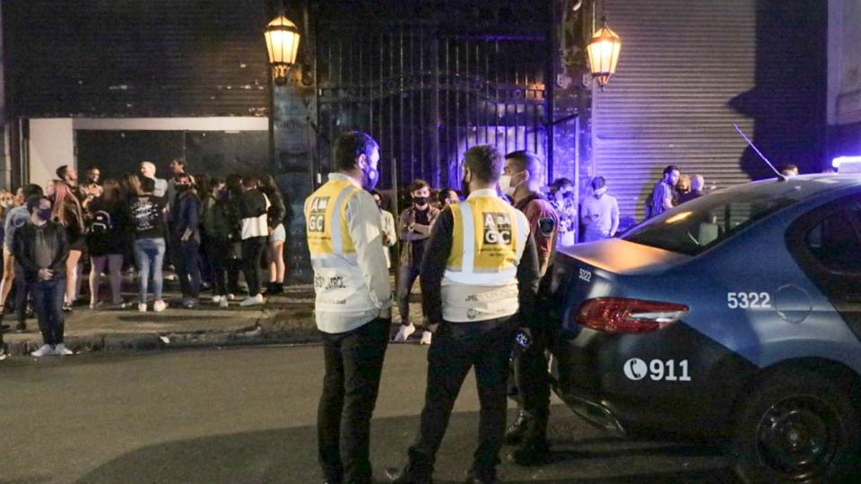 fiestas clandestinas en pcia de buenos aires