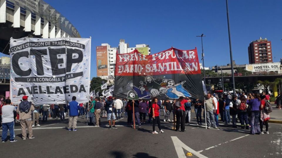 Las organizaciones sociales piden una política de ingresos tras el fin del IFE.