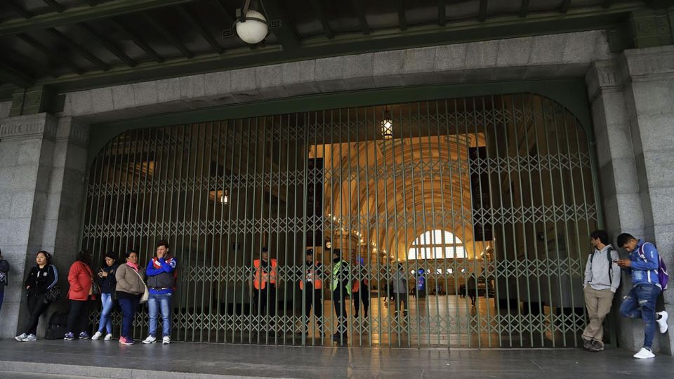 La Fraternidad anunció una huelga nacional de 24 horas para el martes
