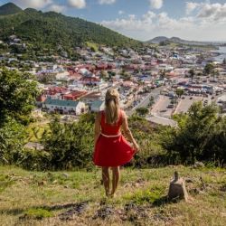 La paradisíaca isla de St Marteen ya recibe turistas de todo el mundo, incluyendo los de países considerados de riesgo.