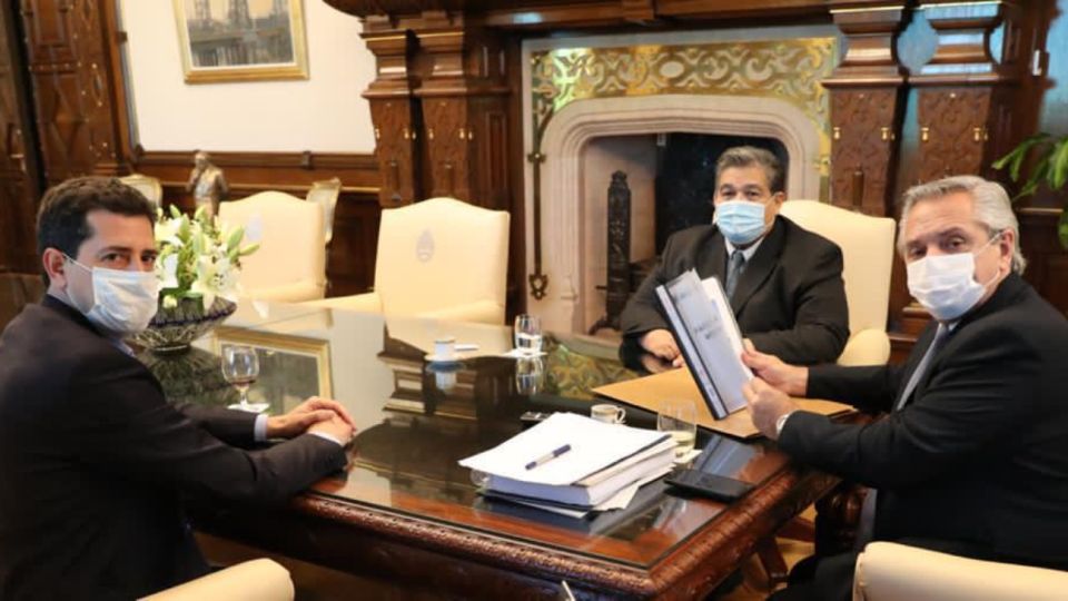 El intendente de José C. Paz, Mario Ishii, volvió a la Rosada y se reunió con Alberto Fernández y Wado de Pedro.