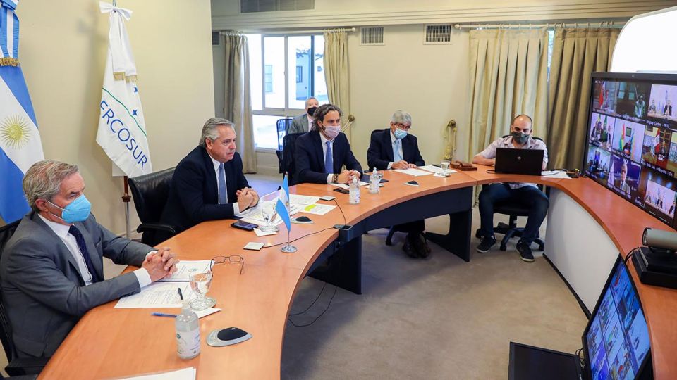 AS BAIRES DICIEMBRE 16: El presidente Alberto Fernández participó esta mañana de la Cumbre Virtual de Jefes de Estado del Mercosur y de los Estados Asociados,