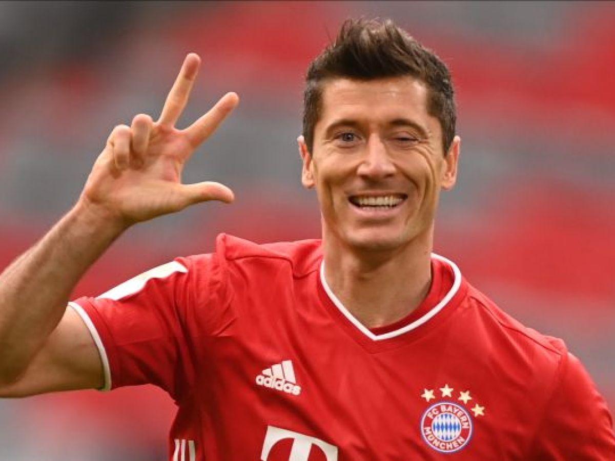 Lewandoski Le Ganó A Messi Y Ronaldo El Premio Al Jugador Del Año ...