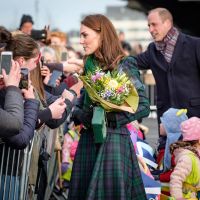 El príncipe William y Kate Middleton lanzaron su postal navideña junto a sus hijos