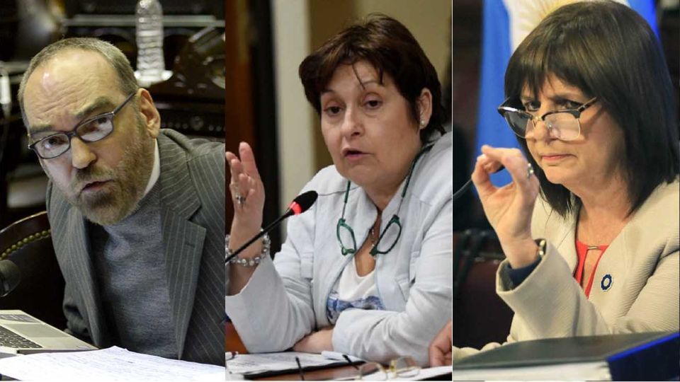 La oposición salió a cuestionar al Gobierno tras el escándalo de la vacuna rusa