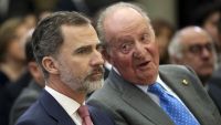 Coronas opacadas: de occidente a oriente la realeza empiezan a crujir