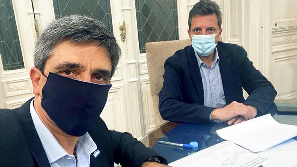 Massa. Junto al tucumano Pablo Yedlin, autor del proyecto.