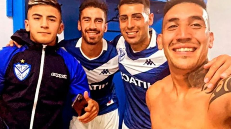 2020 12 22 Abuso Velez Jugadores