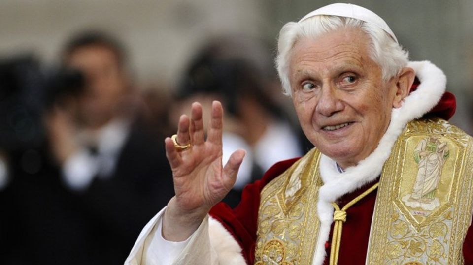 Benedicto XVI Comunicado Vacunas