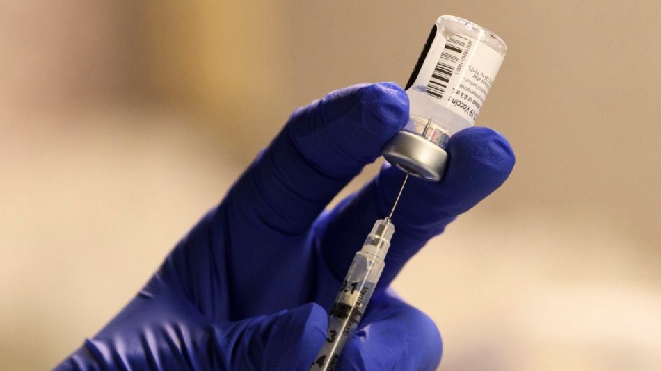 Dentro de dos semanas, BioNTech prevé publicar las conclusiones de los estudios llevados a cabo con esta variante del virus.