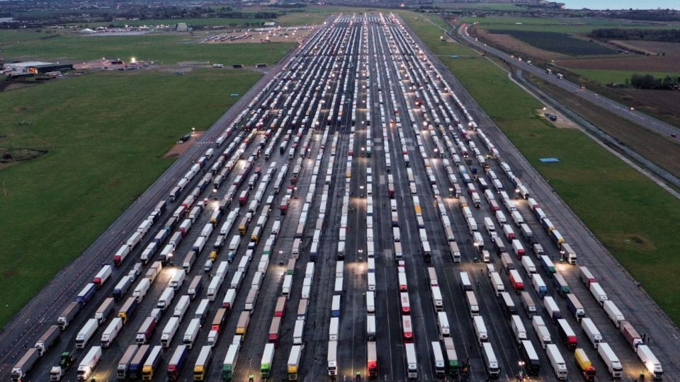 Londres y París alcanzaron este martes un acuerdo para reabrir las fronteras cerradas.
