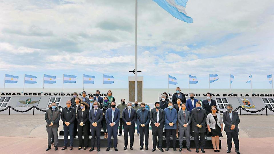 Modificaciones. El propio mandatario admite que podría haber algunos cambios en su equipo, aunque está dispuesto a sostenerlo.