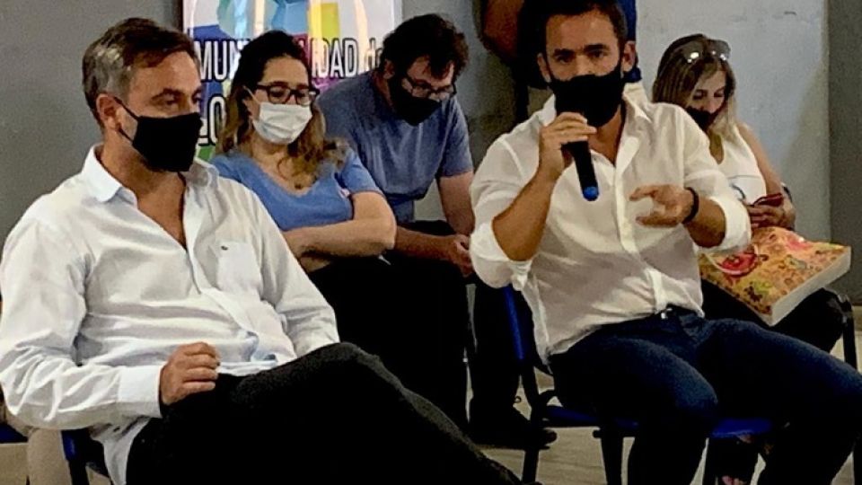 SOCIOS. Mestre y Juan Negri cada vez más juntos. En la Semana, pidieron unidad.