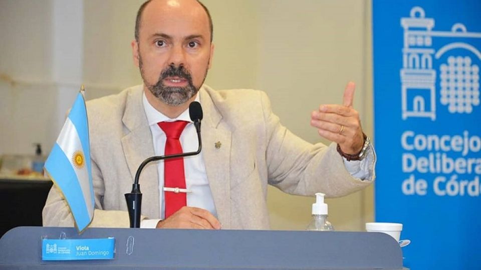 CAMBIOS. Juan Domingo Viola, el jefe del bloque oficialista en el Concejo podría pasar al Ejecutivo.