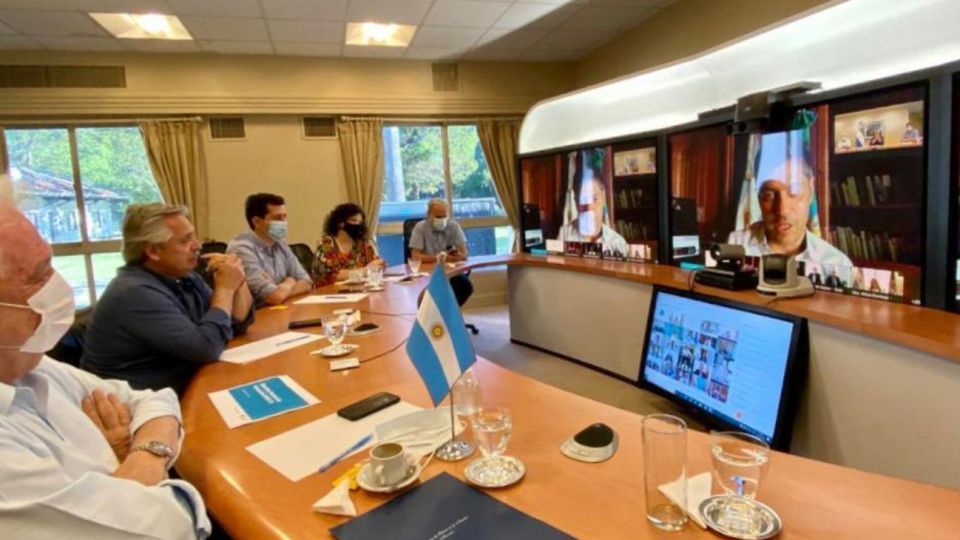 Alberto Fernandez se reunió con gobernadores para definir detalles del plan de vacunación.