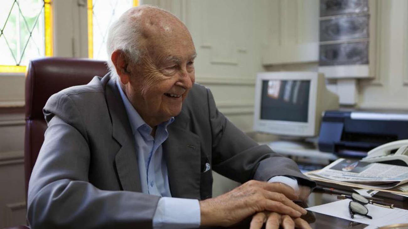 28 de marzo. Roberto Alemann, ministro de Economía en dos oportunidades y embajador argentino en EE.UU., falleció a los 97 años.