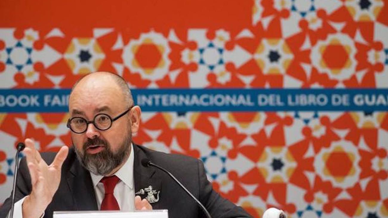 19 de junio. El escritor español Carlos Ruiz Zafón murió con 55 años de cáncer.