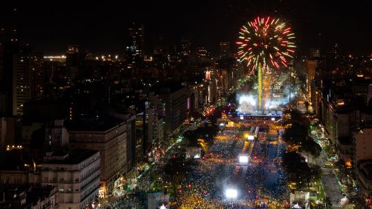 Celebración de Año Nuevo en las instancias del Obelisco.