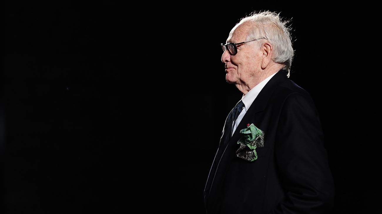 29 de diciembre. El diseñador de moda Pierre Cardin, pionero del prêt-à-porter, falleció a los 98 años.