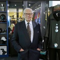 A sus 98 años murió el diseñador de moda francés, Pierre Cardin