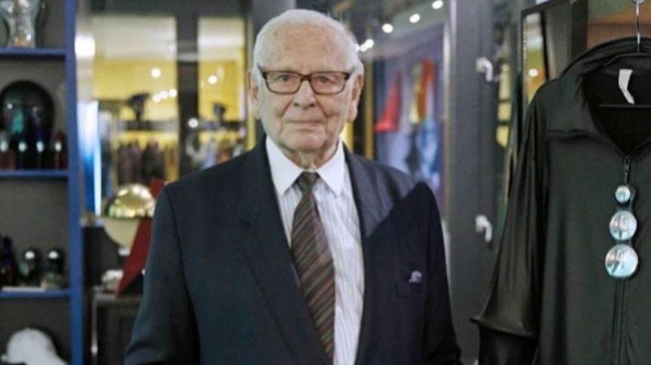 A sus 98 años murió el diseñador de moda francés, Pierre Cardín