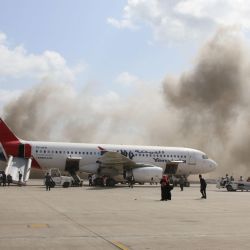 El momento de la explosión en el aeropuerto yemení.  | Foto:CEDOC