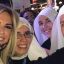 Viviana Canosa en la marcha en contra del aborto legal junto a un grupo de monjas