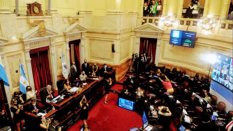 El recinto del Senado en el momento de sancionar la ley IVE 20201230