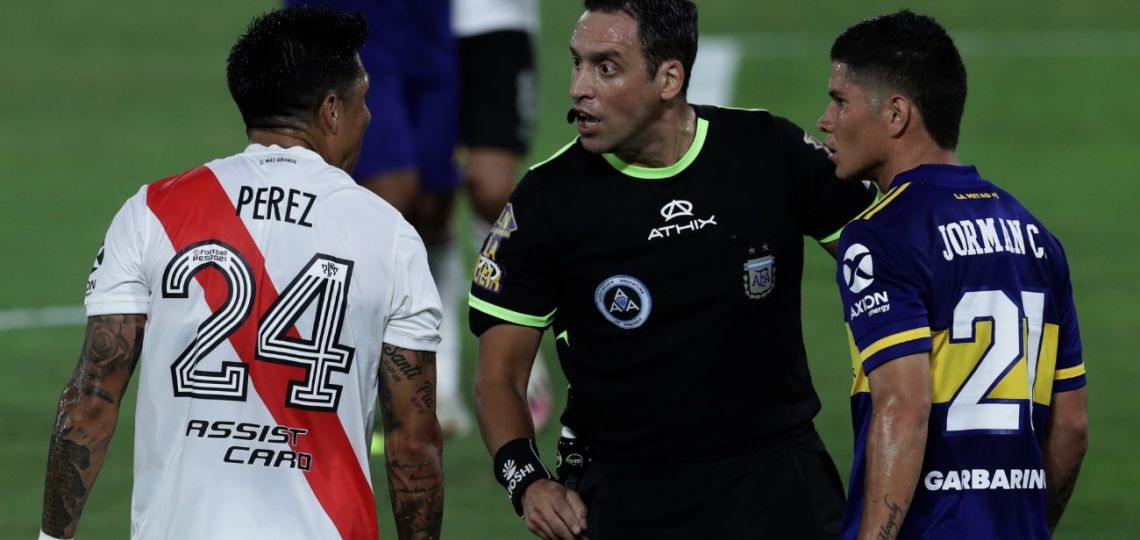 442 | Campuzano fue el gran protagonista de los memes que ...