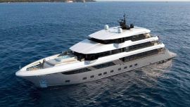 Gulf Craft se especializa en el diseño y la construcción de yates de fibra de vidrio.