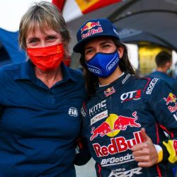 Esta victoria tiene un enorme peso histórica, ya que es la primera lograda por una mujer en esta nueva categoría dentro de la competencia. 
