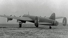 Estaba dotado de cuatro motores Rolls Royce Merlin XX con hélices tripala.