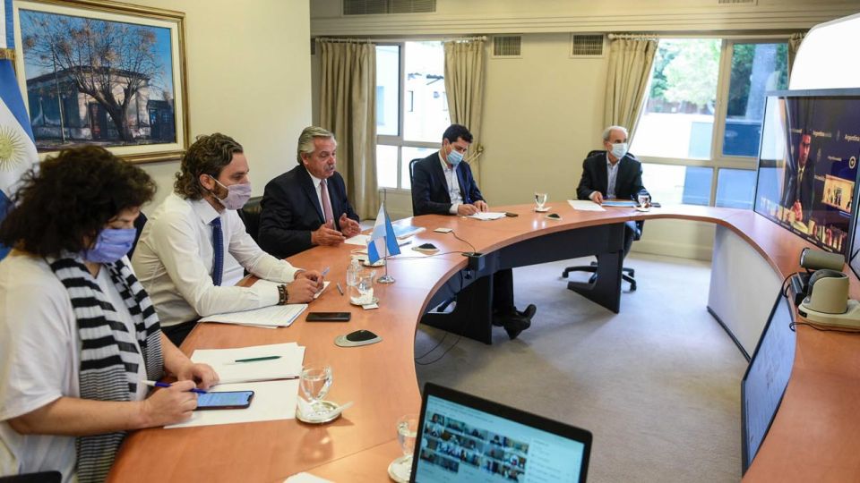 Alberto Fernández vuelve a analizar con los gobernadores la suba de contagios de coronavirus