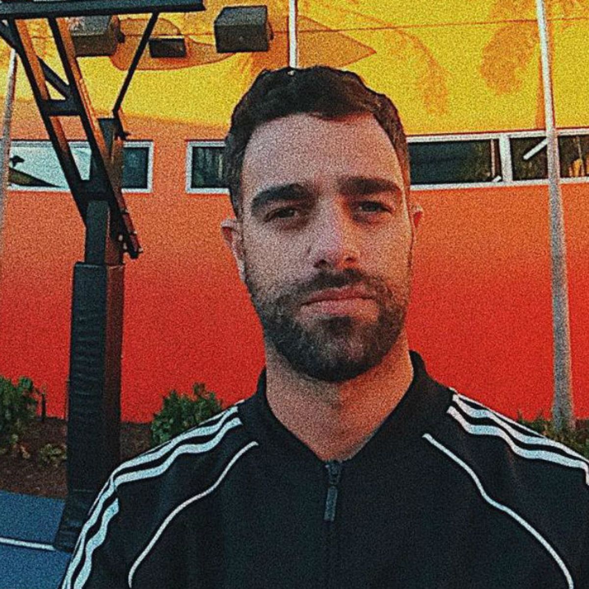 Exitoina Diego Poggi Sufrio La Homofobia De Su Papa Y Lo Mostro En La Red