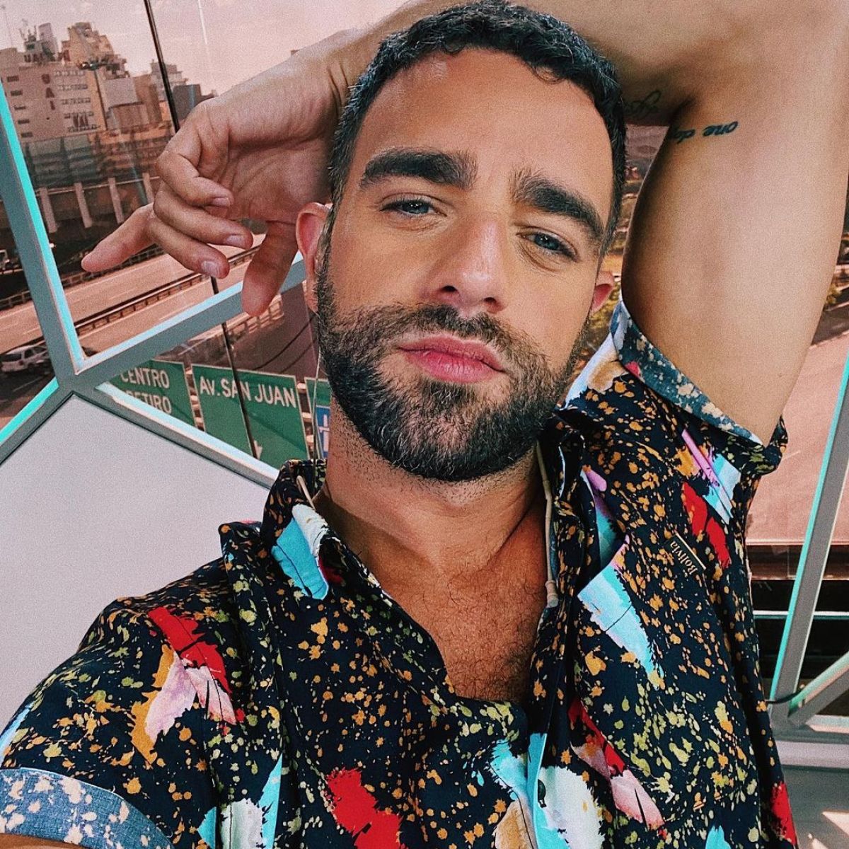 Caras Diego Poggi Esta De Novio Con Un Chico La Fuerte Reaccion De Su Padre Olvidate De Que Tenes Papa